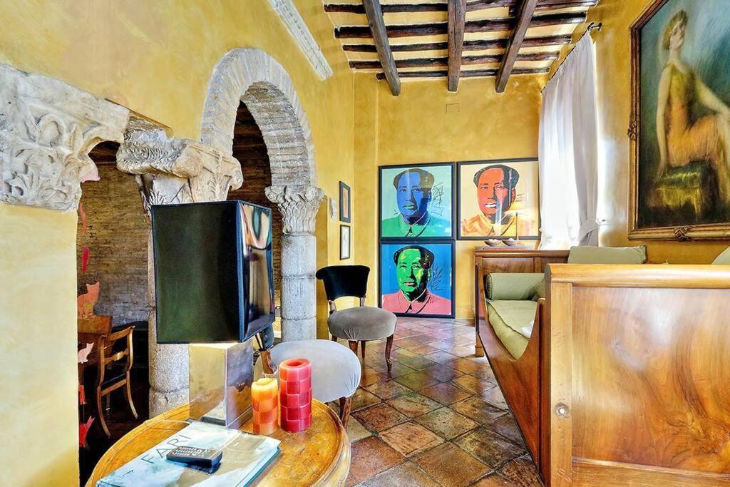 Spectacular Luxury Flat In Trastevere ローマ エクステリア 写真