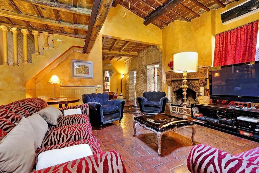 Spectacular Luxury Flat In Trastevere ローマ エクステリア 写真