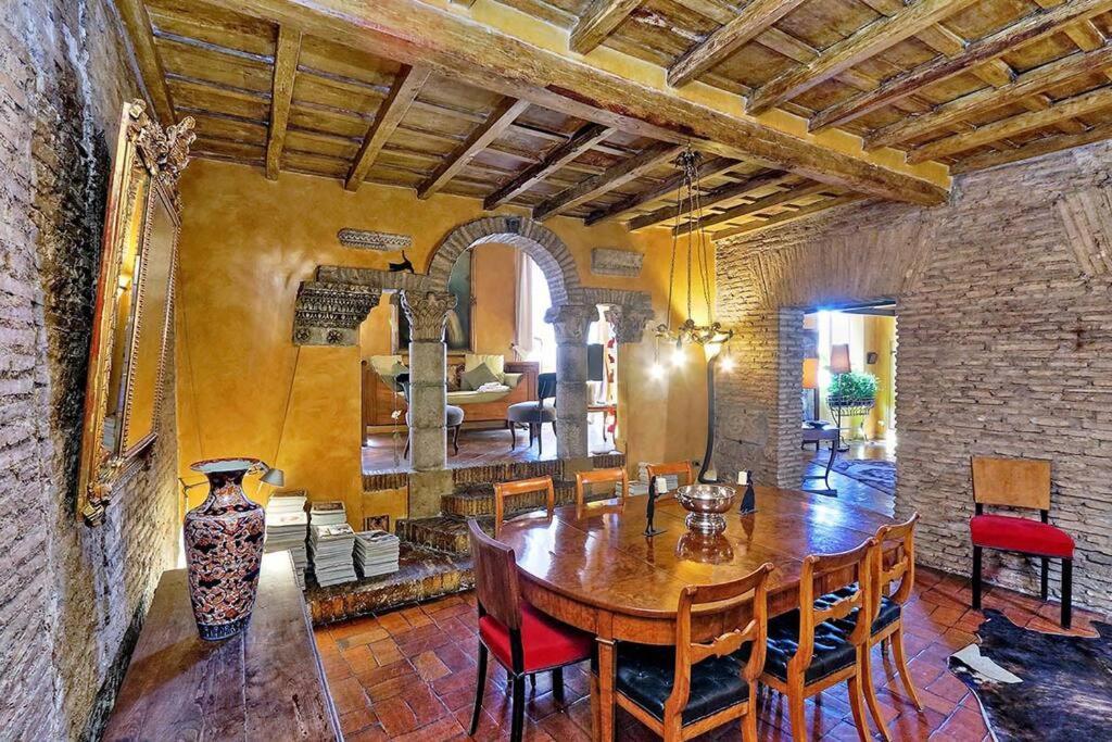 Spectacular Luxury Flat In Trastevere ローマ エクステリア 写真